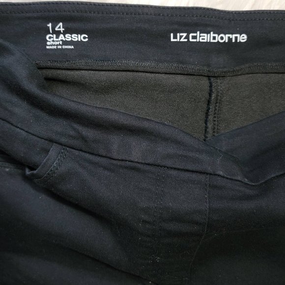 NWOT Black Stretch Liz Claiborne Shorts Size 14 - Picture 3 of 12